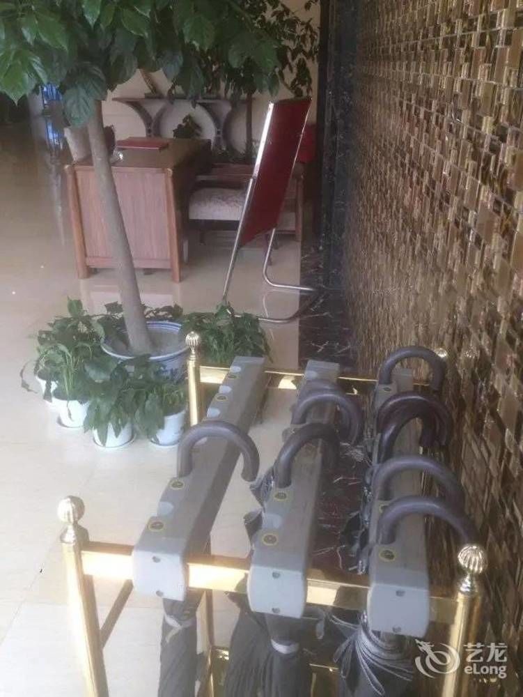 Chengdu Xiang Yu Hotel Esterno foto